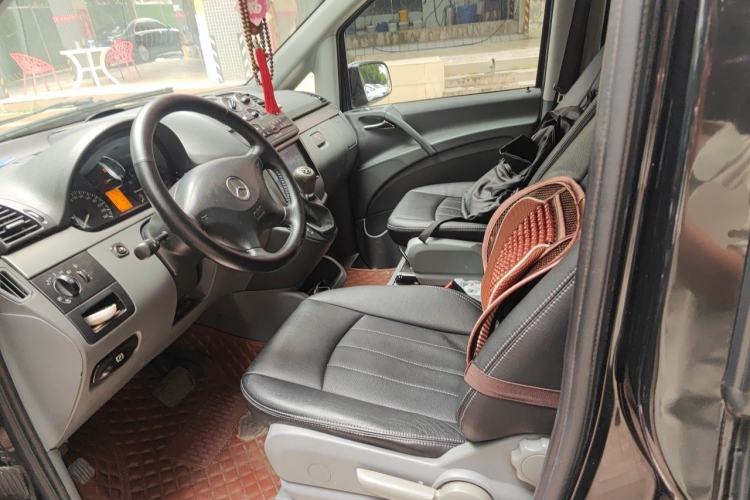 Used Mercedes-Benz Vito 2011 2.5L Elite Edition Left Front Seat