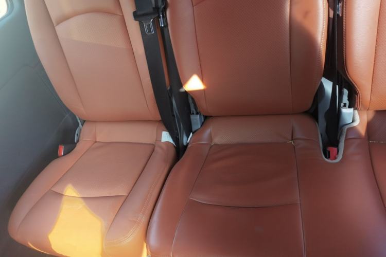 Used Mercedes-Benz Vito 2011 2.5L Elite Edition Left Rear Seat