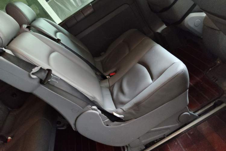 Used Mercedes-Benz Vito 2011 2.5L Elite Edition Left Rear Seat