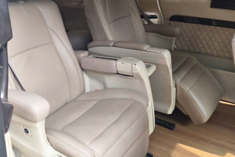 Used Mercedes-Benz Vito 2011 2.5L Business Edition Left Rear Seat