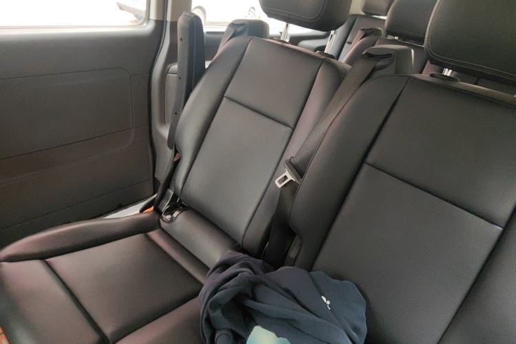 Used Mercedes-Benz Vito 2011 2.5L Elite Edition Left Rear Seat