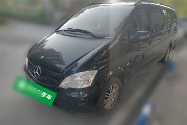 Used Mercedes-Benz Vito 2011 2.5L 7-seater executive version