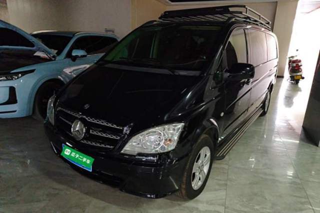 Used Mercedes-Benz Vito 2011 2.5L 7-seater executive version