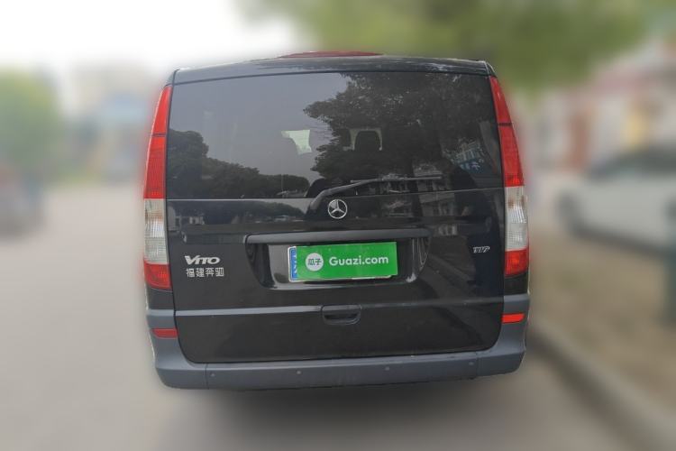 Used Mercedes-Benz Vito 2011 2.5L Elite Edition Rear