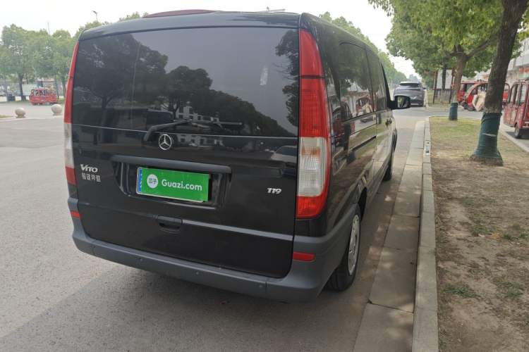 Used Mercedes-Benz Vito 2011 2.5L Elite Edition Rear Right 45 Deg