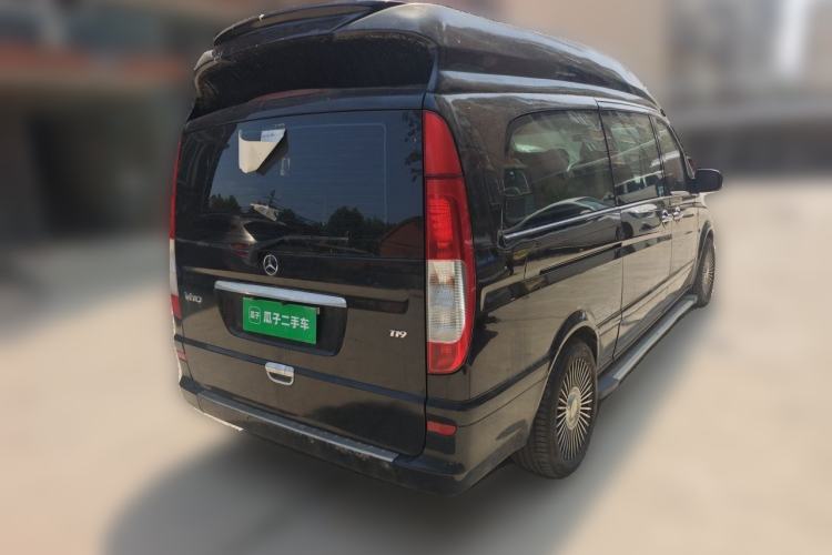 Used Mercedes-Benz Vito 2011 2.5L 7-seater executive version Rear Right 45 Deg
