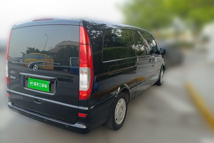 Used Mercedes-Benz Vito 2011 2.5L 7-seater executive version Rear Right 45 Deg