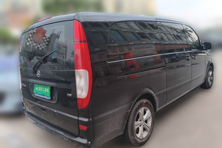 Used Mercedes-Benz Vito 2011 2.5L 7-seater executive version Rear Right 45 Deg