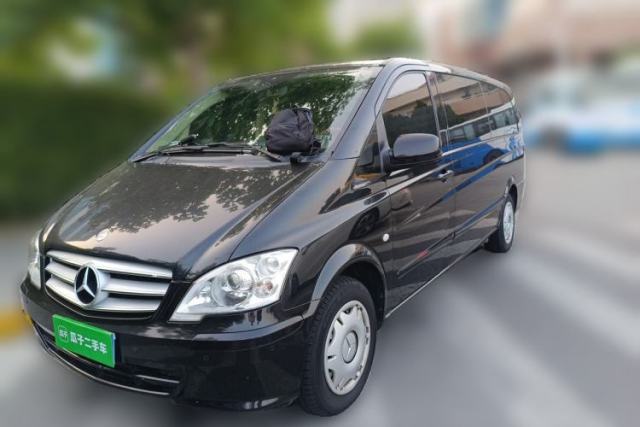 Used Mercedes-Benz Vito 2011 2.5L 7-seater executive version