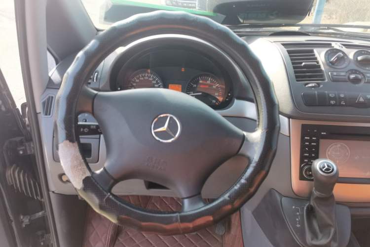 Used Mercedes-Benz Vito 2011 2.5L Elite Edition Steering Wheel