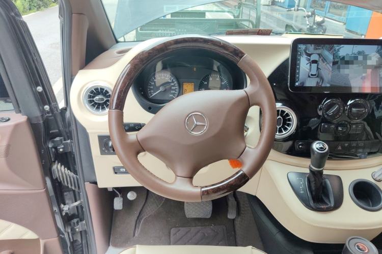 Used Mercedes-Benz Vito 2011 2.5L Elite Edition Steering Wheel