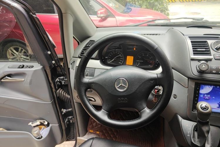 Used Mercedes-Benz Vito 2011 2.5L Elite Edition Steering Wheel