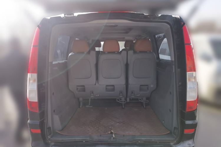 Used Mercedes-Benz Vito 2011 2.5L Elite Edition Trunk