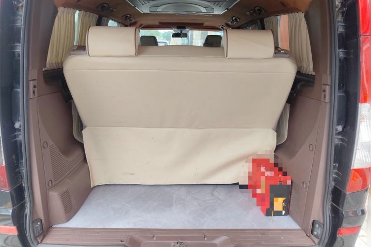 Used Mercedes-Benz Vito 2011 2.5L Elite Edition Trunk