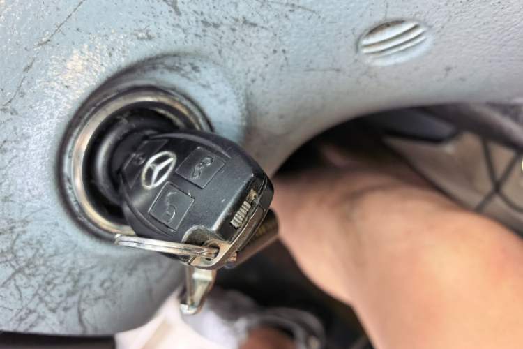 Used Mercedes-Benz Vito 2011 2.5L Elite Edition Vehicle Key