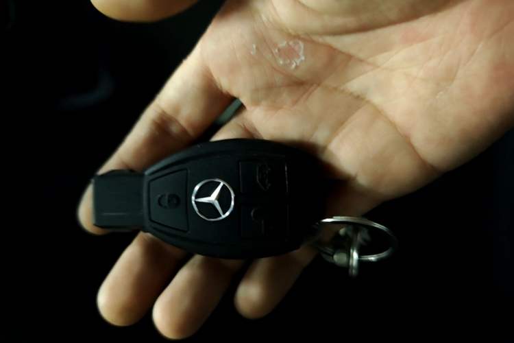 Used Mercedes-Benz Vito 2011 2.5L Elite Edition Vehicle Key