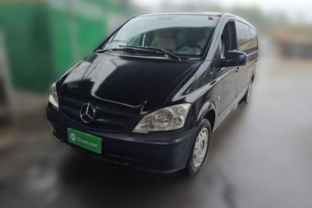 Used Mercedes-Benz Vito 2011 2.5L 7-seater executive version