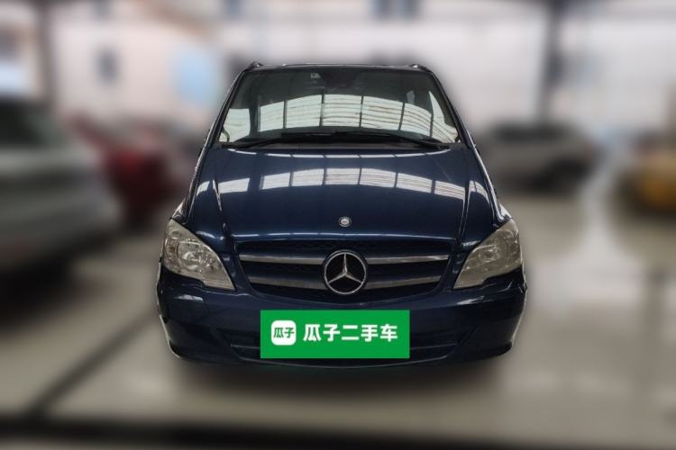 Used Mercedes-Benz Vito 2011 2.5L 7-seater executive version Front