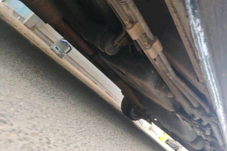 Used Mercedes-Benz Vito  Chassis Front Left