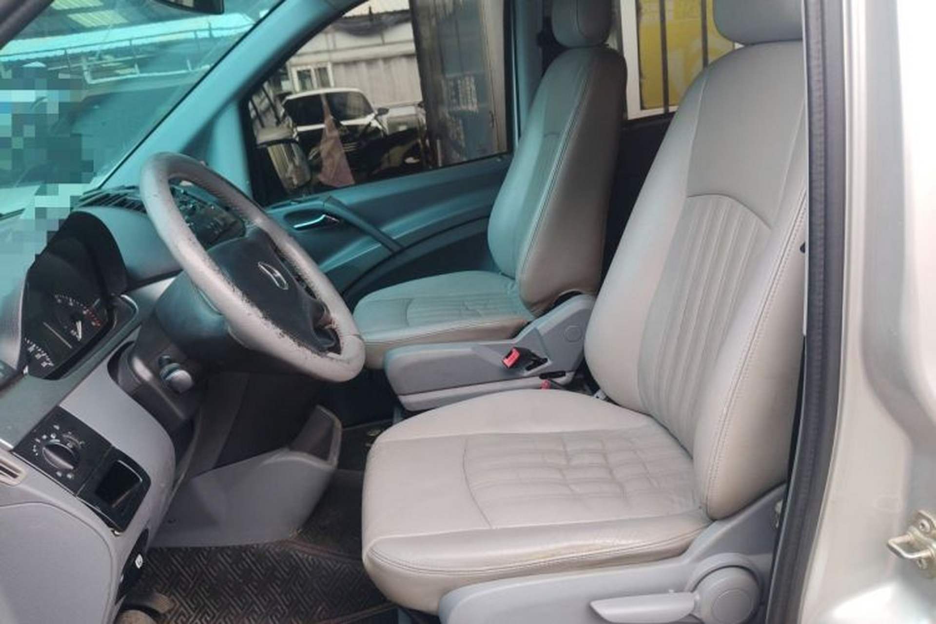 Used Mercedes-Benz Vito  Left Front Seat