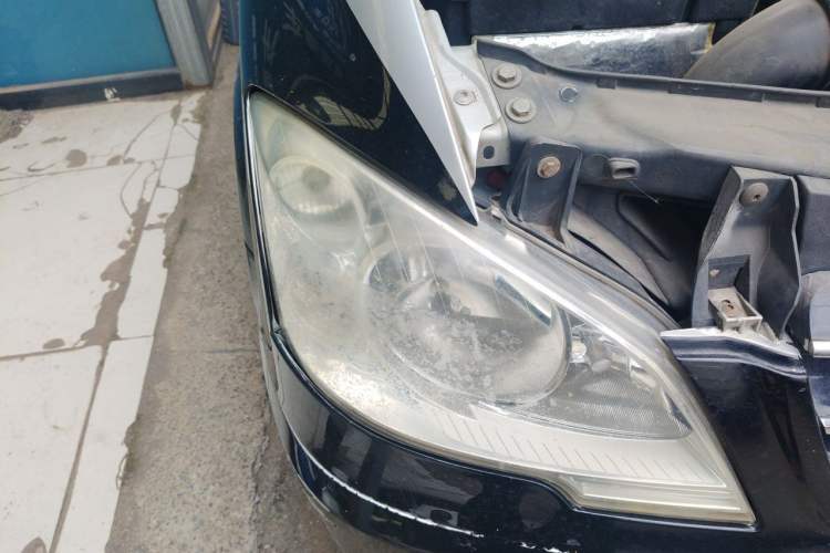 Used Mercedes-Benz Vito  Right Front Headlight