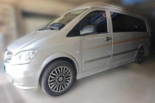 Used Mercedes-Benz Vito 2011 2.5L 7-seater executive version