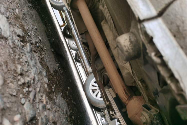 Used Mercedes-Benz Vito 2011 2.5L Elite Edition Chassis Front Right