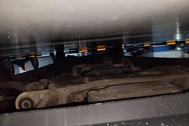 Used Mercedes-Benz Vito 2011 2.5L Elite Edition Chassis Front