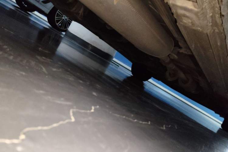 Used Mercedes-Benz Vito 2011 2.5L Elite Edition Chassis Rear Right
