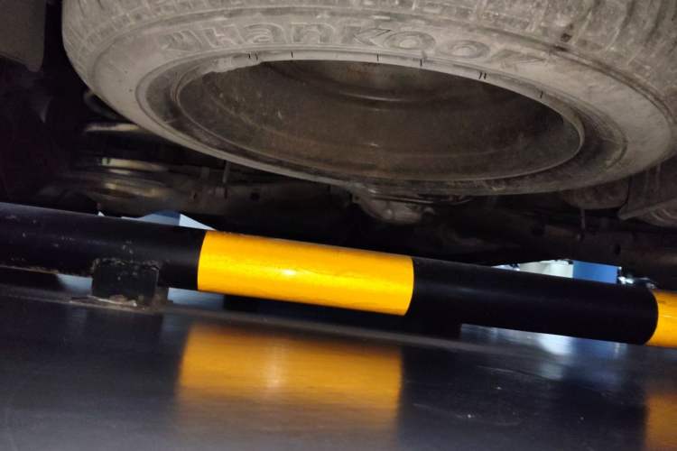 Used Mercedes-Benz Vito 2011 2.5L Elite Edition Chassis Rear