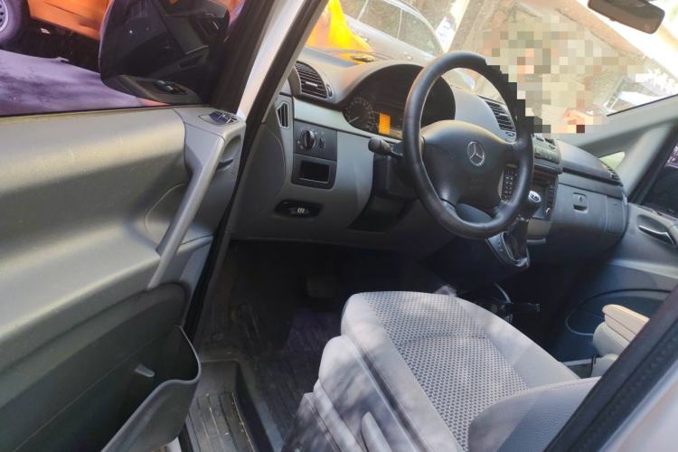 Used Mercedes-Benz Vito 2011 2.5L Elite Edition Driver Seat