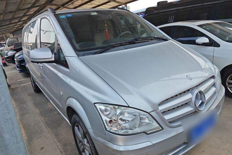Used Mercedes-Benz Vito 2011 2.5L 7-seater executive version Exterior 1