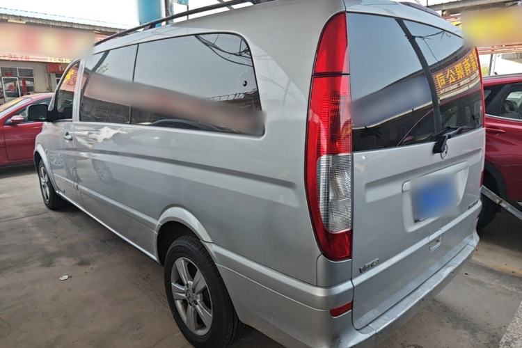 Used Mercedes-Benz Vito 2011 2.5L 7-seater executive version Exterior 2