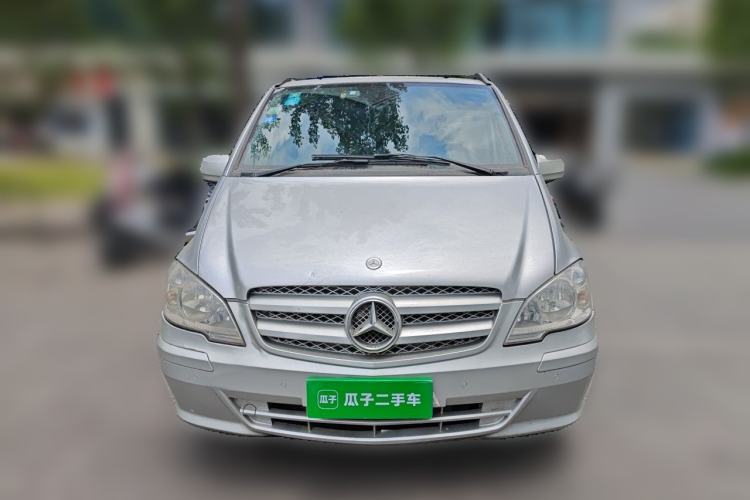 Used Mercedes-Benz Vito 2011 2.5L 7-seater executive version Front