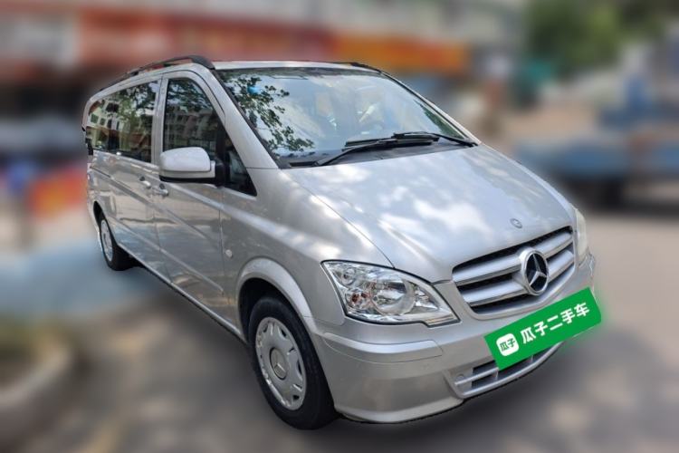 Used Mercedes-Benz Vito 2011 2.5L Elite Edition Front Right 45 Deg
