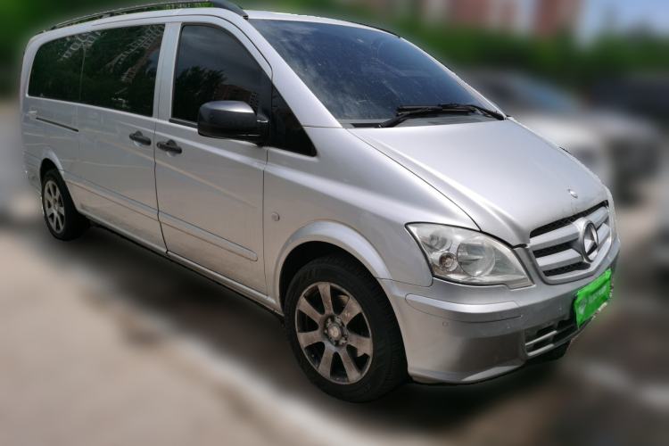 Used Mercedes-Benz Vito 2011 2.5L Elite Edition Front Right 45 Deg