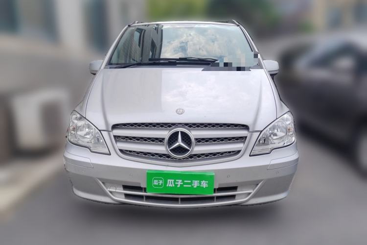 Used Mercedes-Benz Vito 2011 2.5L Elite Edition Front
