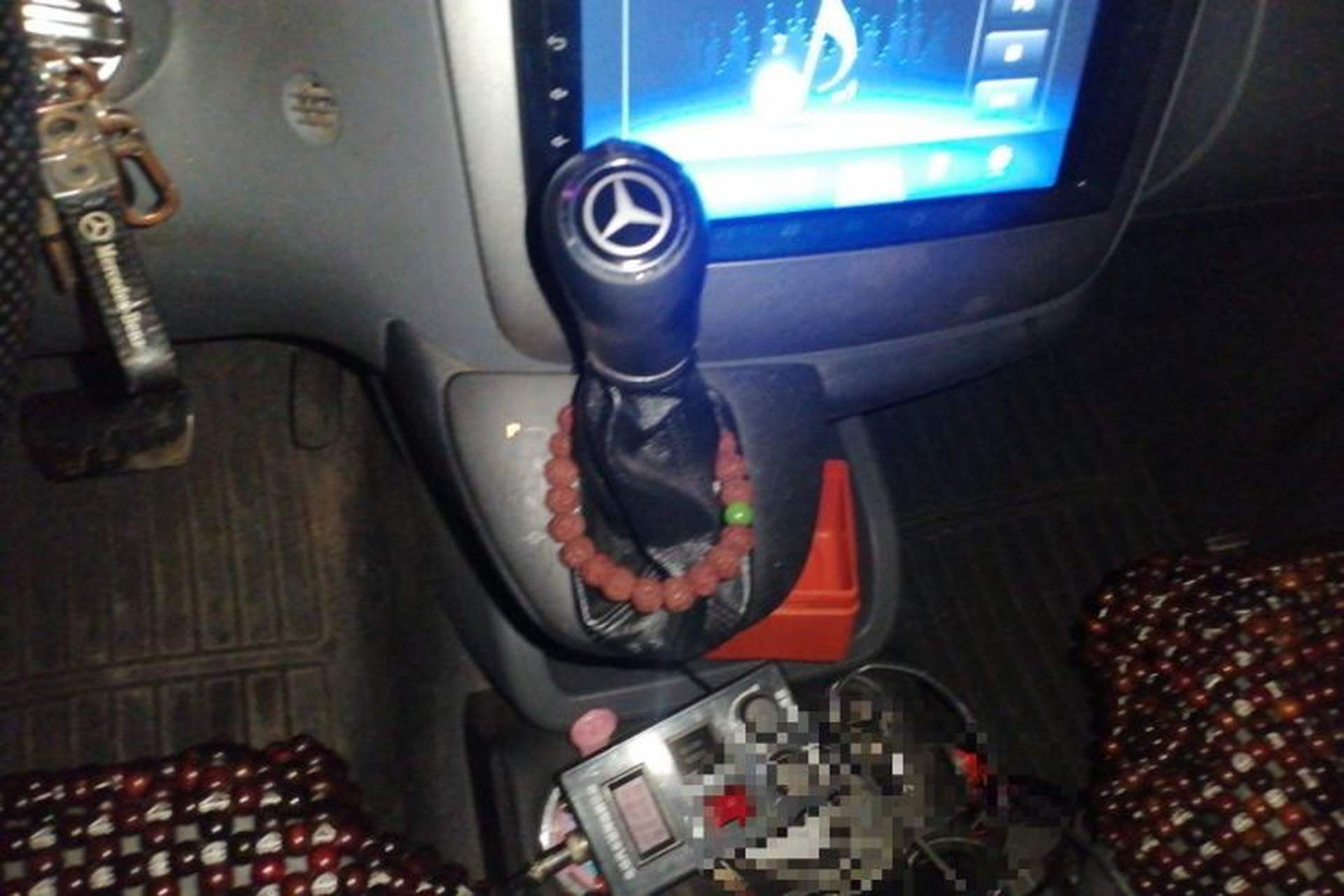 Used Mercedes-Benz Vito 2011 2.5L Elite Edition Gear Lever