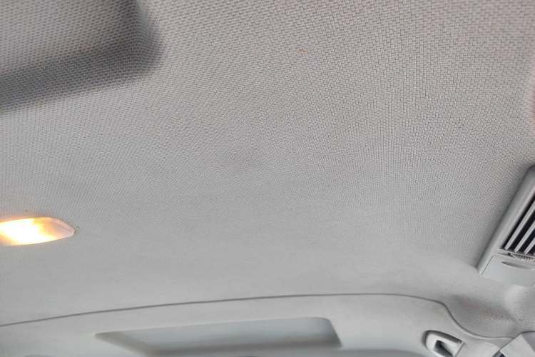 Used Mercedes-Benz Vito 2011 2.5L Elite Edition Headliner