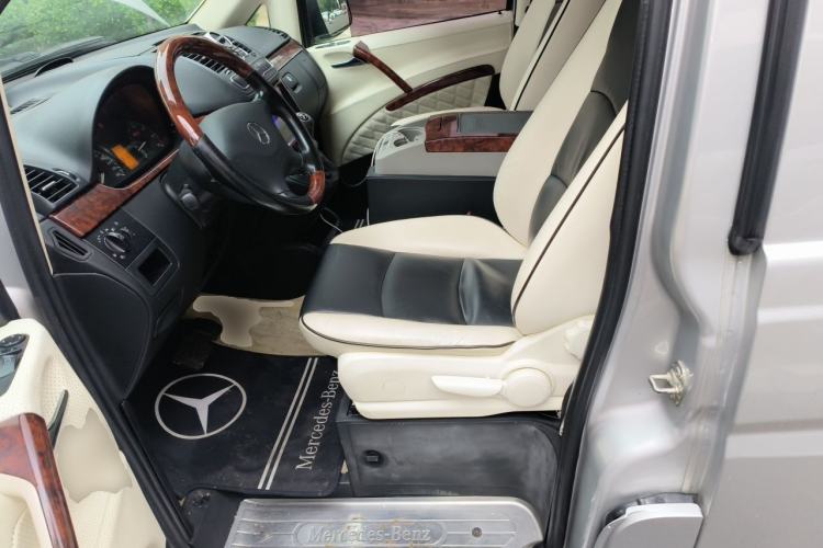 Used Mercedes-Benz Vito 2011 2.5L 7-seater executive version Left Front Seat