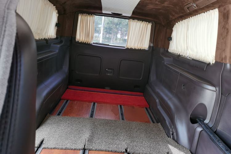 Used Mercedes-Benz Vito 2011 2.5L Elite Edition Left Rear Seat