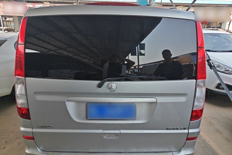 Used Mercedes-Benz Vito 2011 2.5L 7-seater executive version Rear