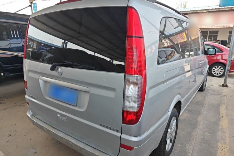 Used Mercedes-Benz Vito 2011 2.5L 7-seater executive version Rear Right 45 Deg