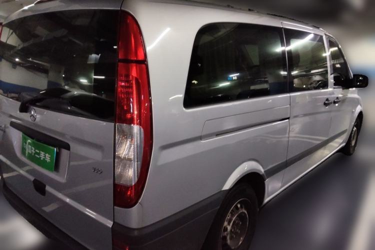 Used Mercedes-Benz Vito 2011 2.5L Elite Edition Rear Right 45 Deg