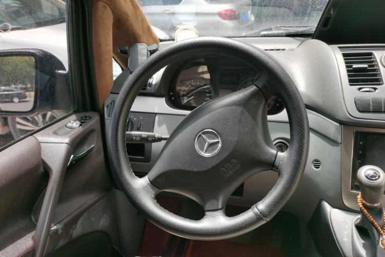 Used Mercedes-Benz Vito 2011 2.5L Elite Edition Steering Wheel