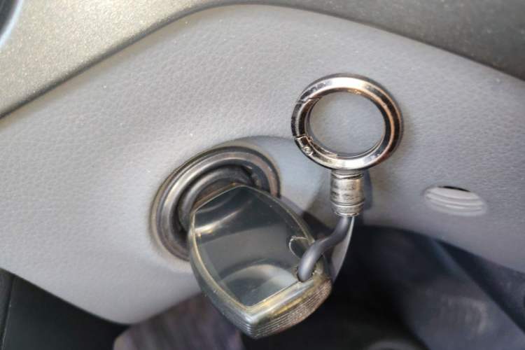 Used Mercedes-Benz Vito 2011 2.5L Elite Edition Vehicle Key