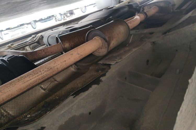 Used Mercedes-Benz Vito  Chassis Front Right