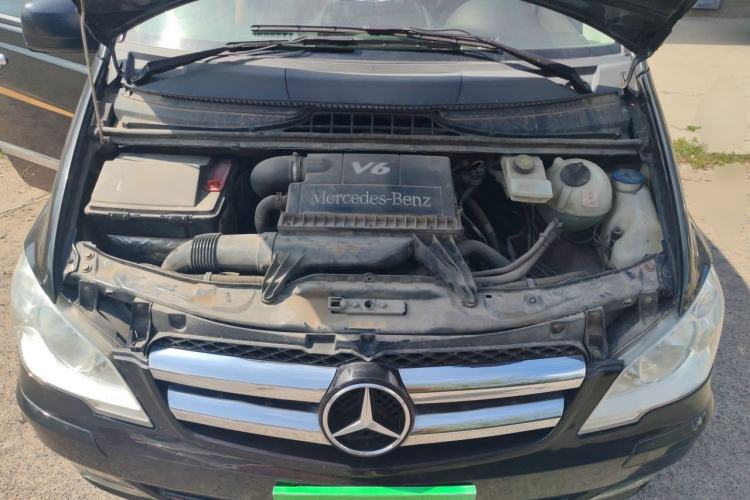 Used Mercedes-Benz Vito  Engine Bay