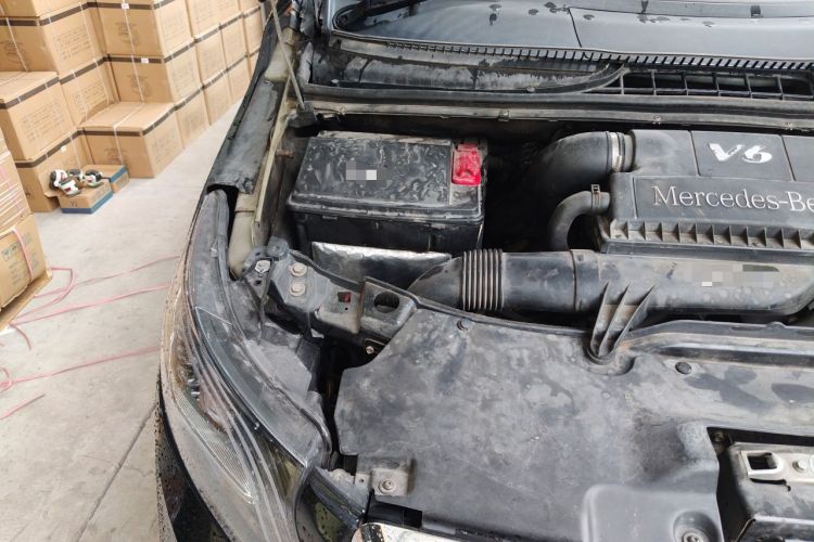 Used Mercedes-Benz Vito  Engine Bay Right