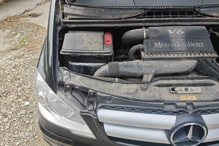 Used Mercedes-Benz Vito  Engine Bay Right